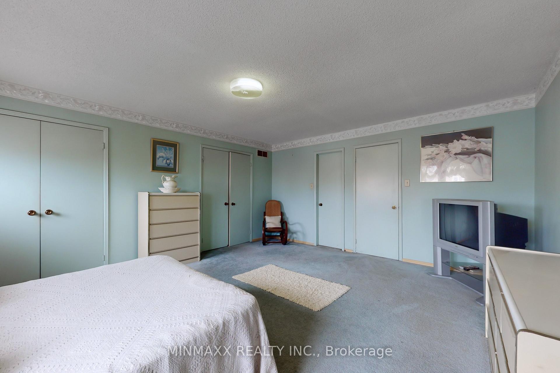 Photo 23 of 84 Timbers Circle, Markham, Milliken Mills East — HOMEH
