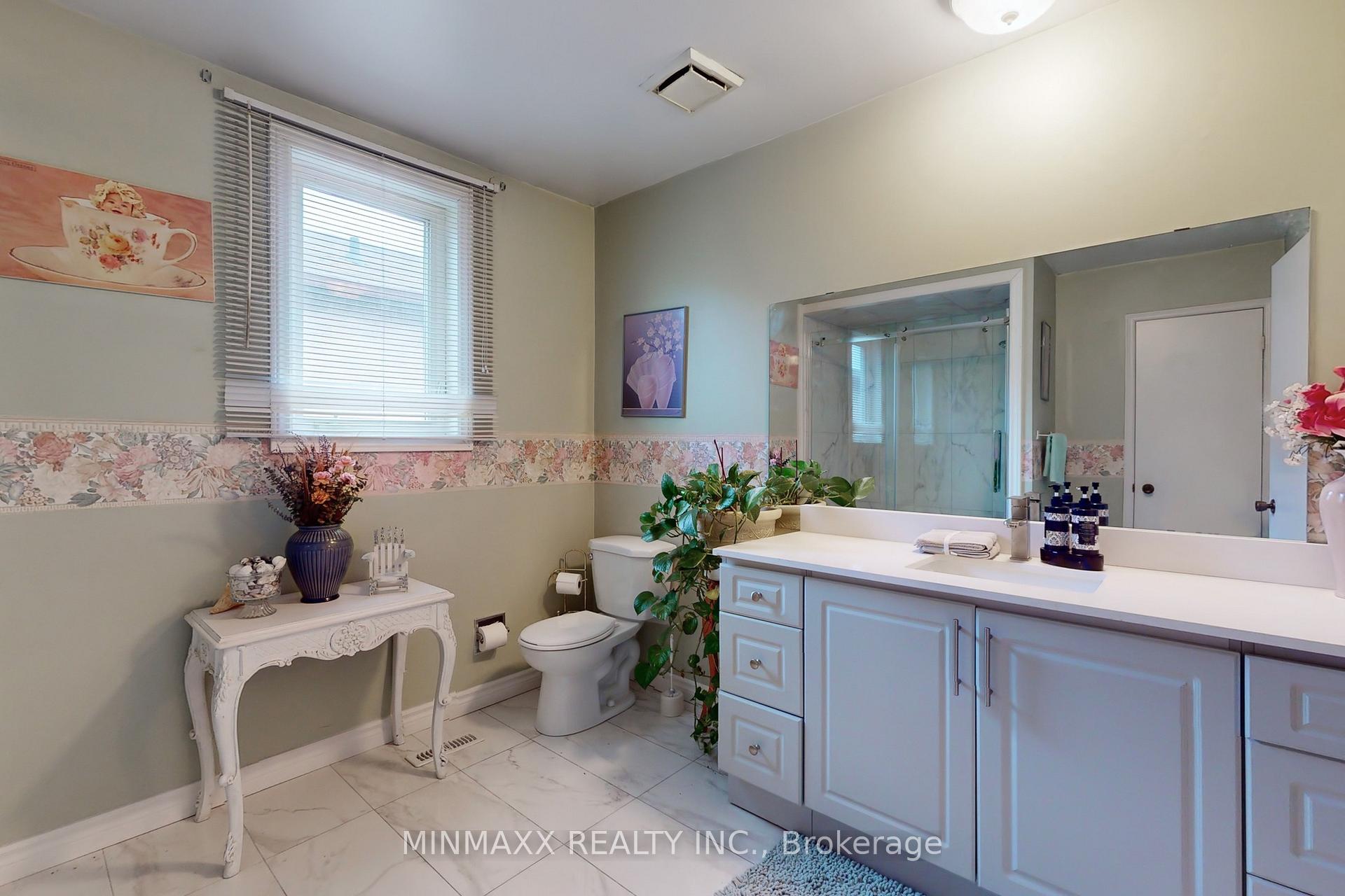 Photo 29 of 84 Timbers Circle, Markham, Milliken Mills East — HOMEH