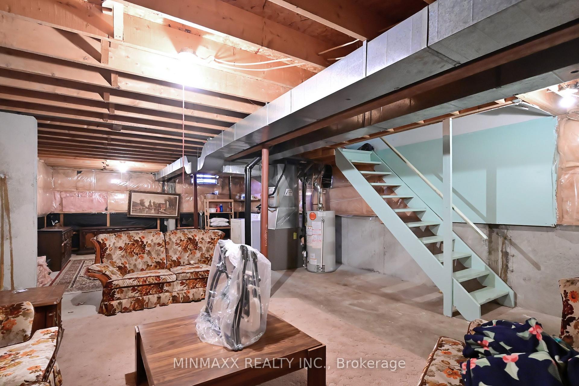 Photo 34 of 84 Timbers Circle, Markham, Milliken Mills East — HOMEH