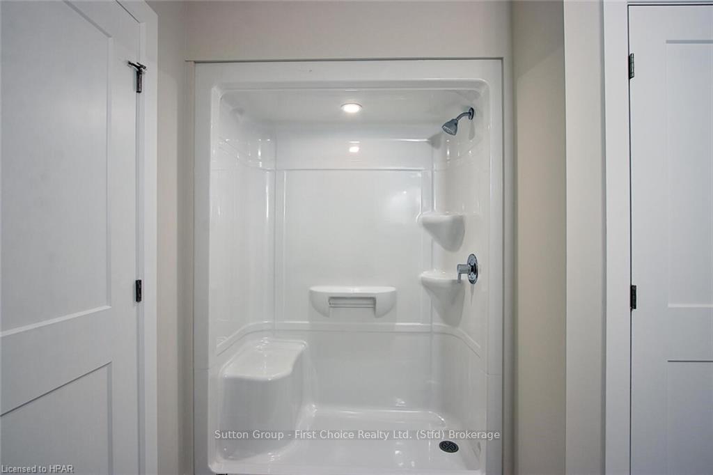 Photo 15 of 225B Thames Avenue, West Perth, Mitchell — HOMEH