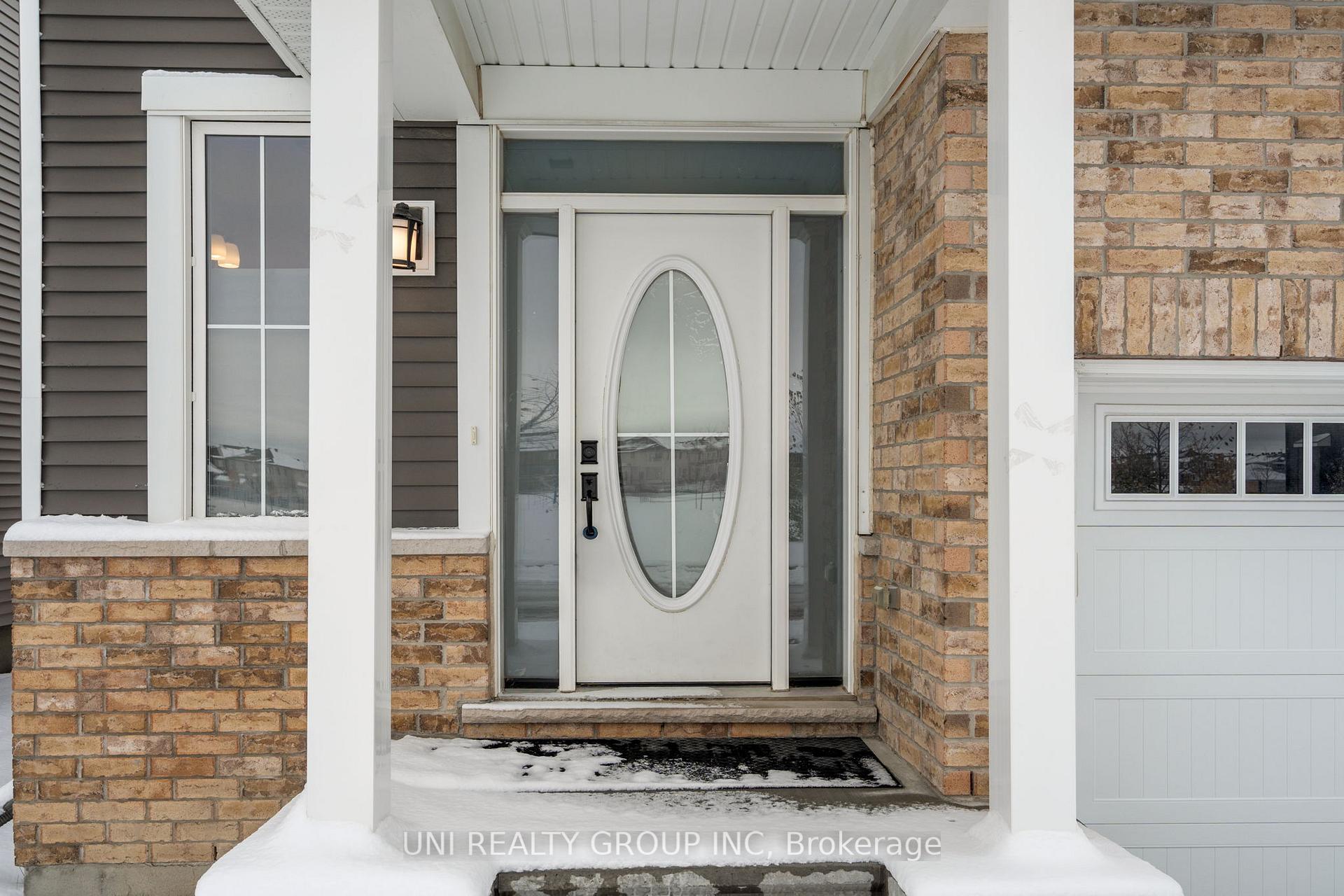 Photo 5 of 143 Celestial Grove, Ottawa, Barrhaven - Half Moon Bay — HOMEH