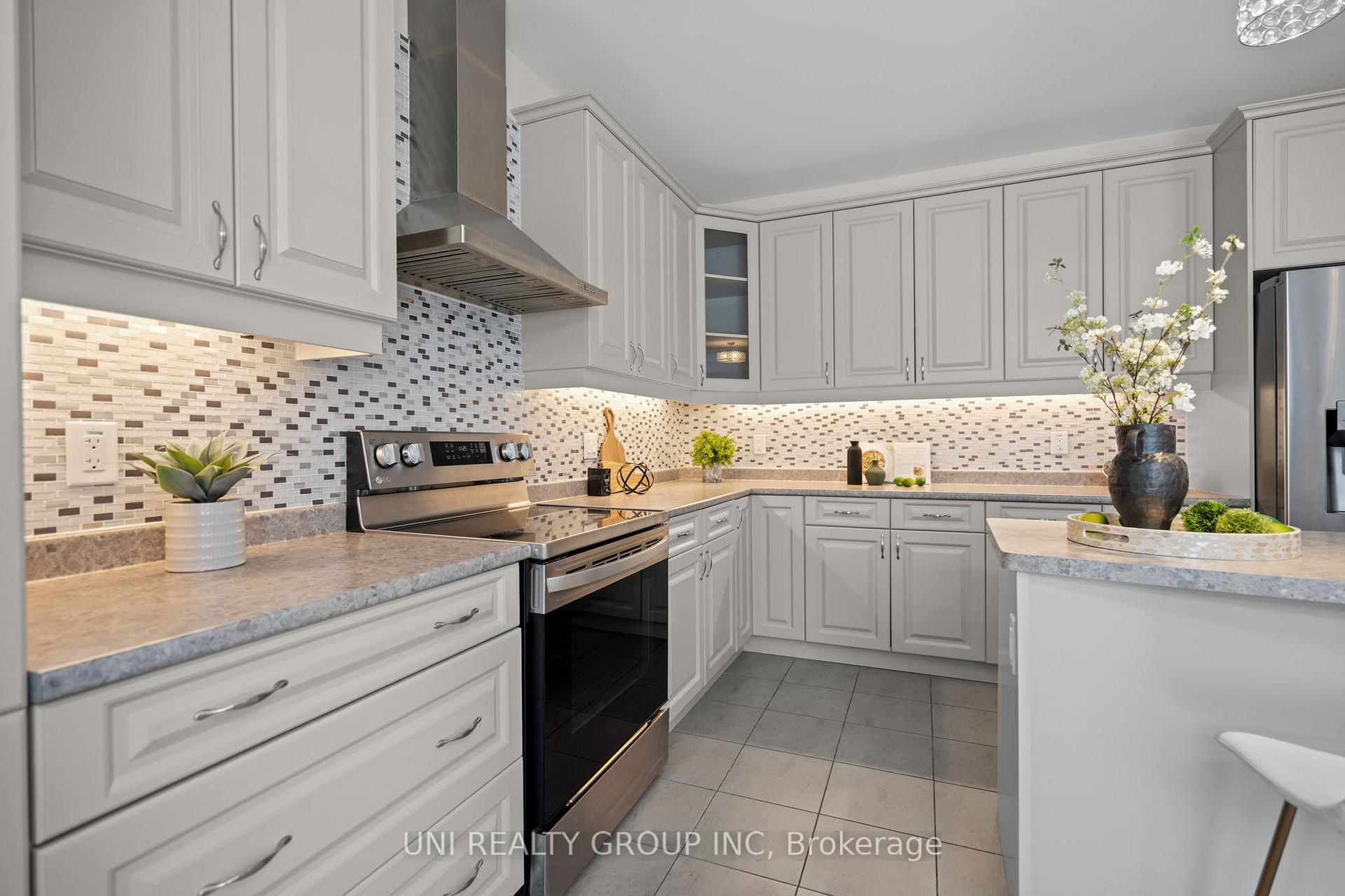 Photo 22 of 143 Celestial Grove, Ottawa, Barrhaven - Half Moon Bay — HOMEH