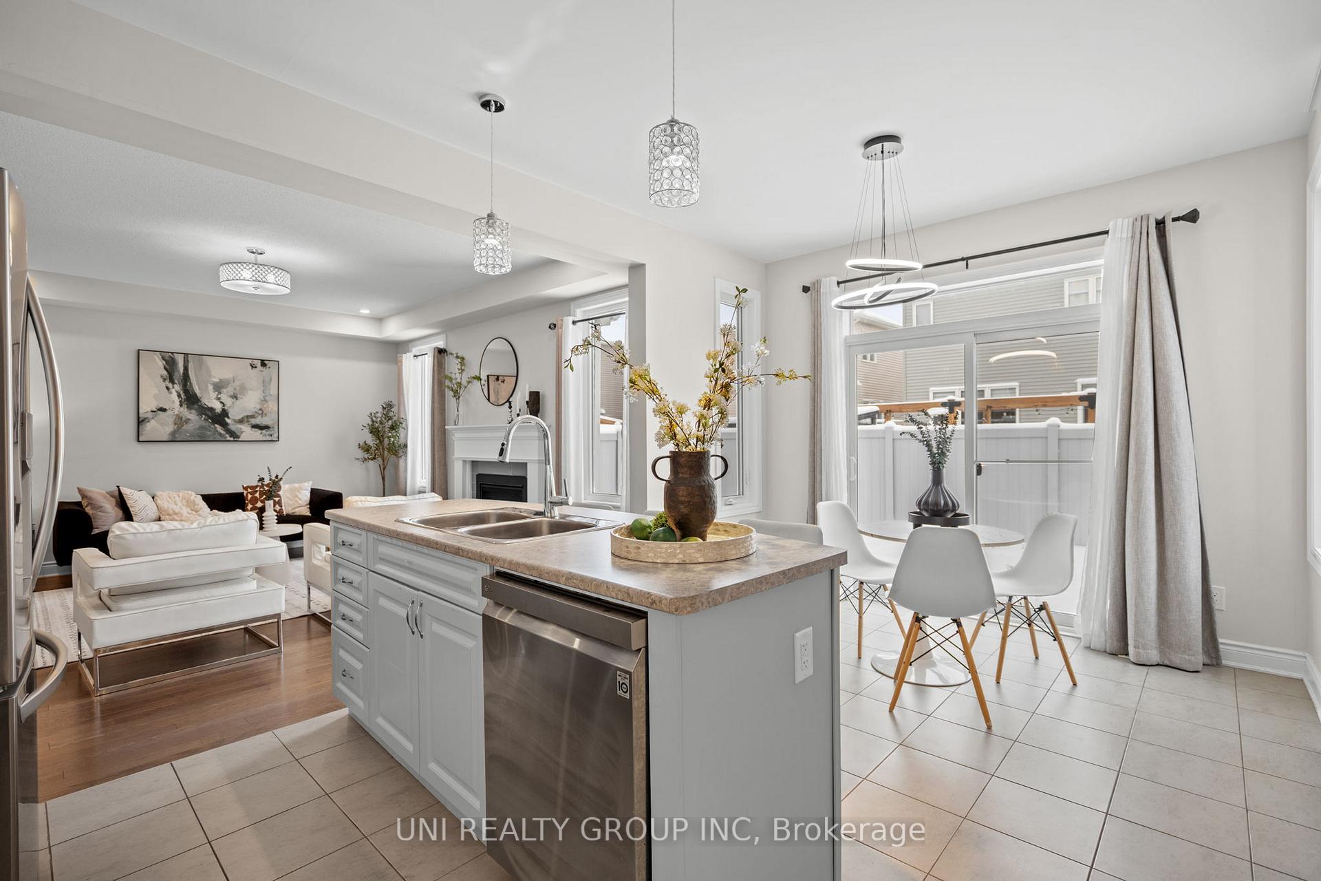 Photo 20 of 143 Celestial Grove, Ottawa, Barrhaven - Half Moon Bay — HOMEH