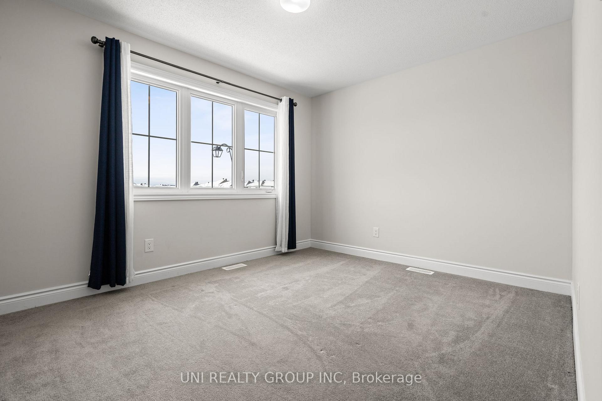 Photo 36 of 143 Celestial Grove, Ottawa, Barrhaven - Half Moon Bay — HOMEH