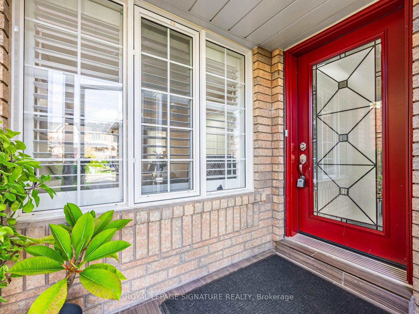Photo 2 of 39 Lax Avenue, Ajax, Central — HOMEH