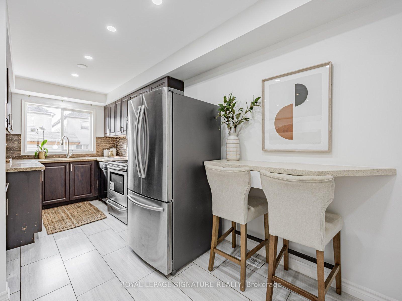 Photo 21 of 39 Lax Avenue, Ajax, Central — HOMEH