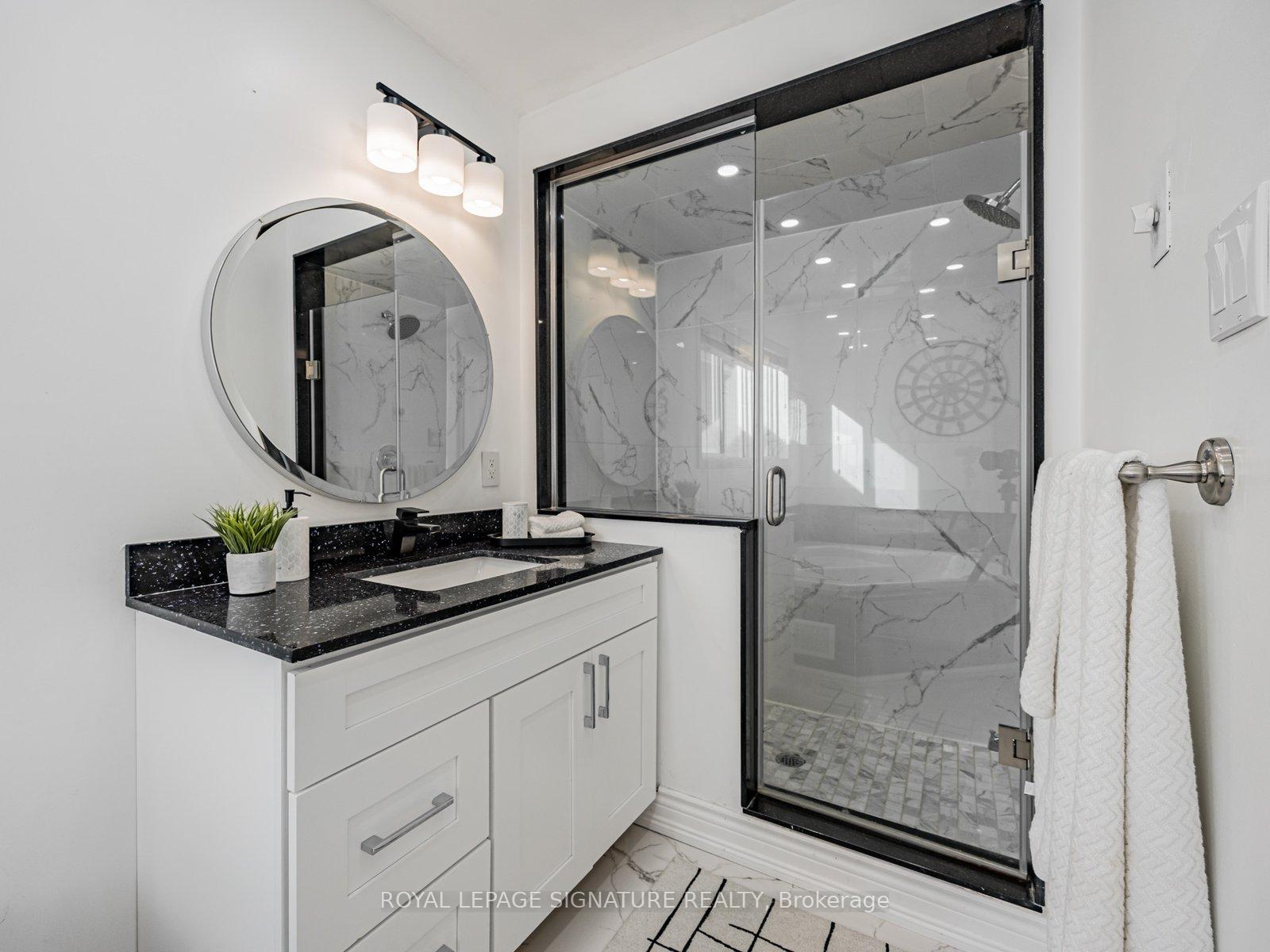 Photo 17 of 39 Lax Avenue, Ajax, Central — HOMEH