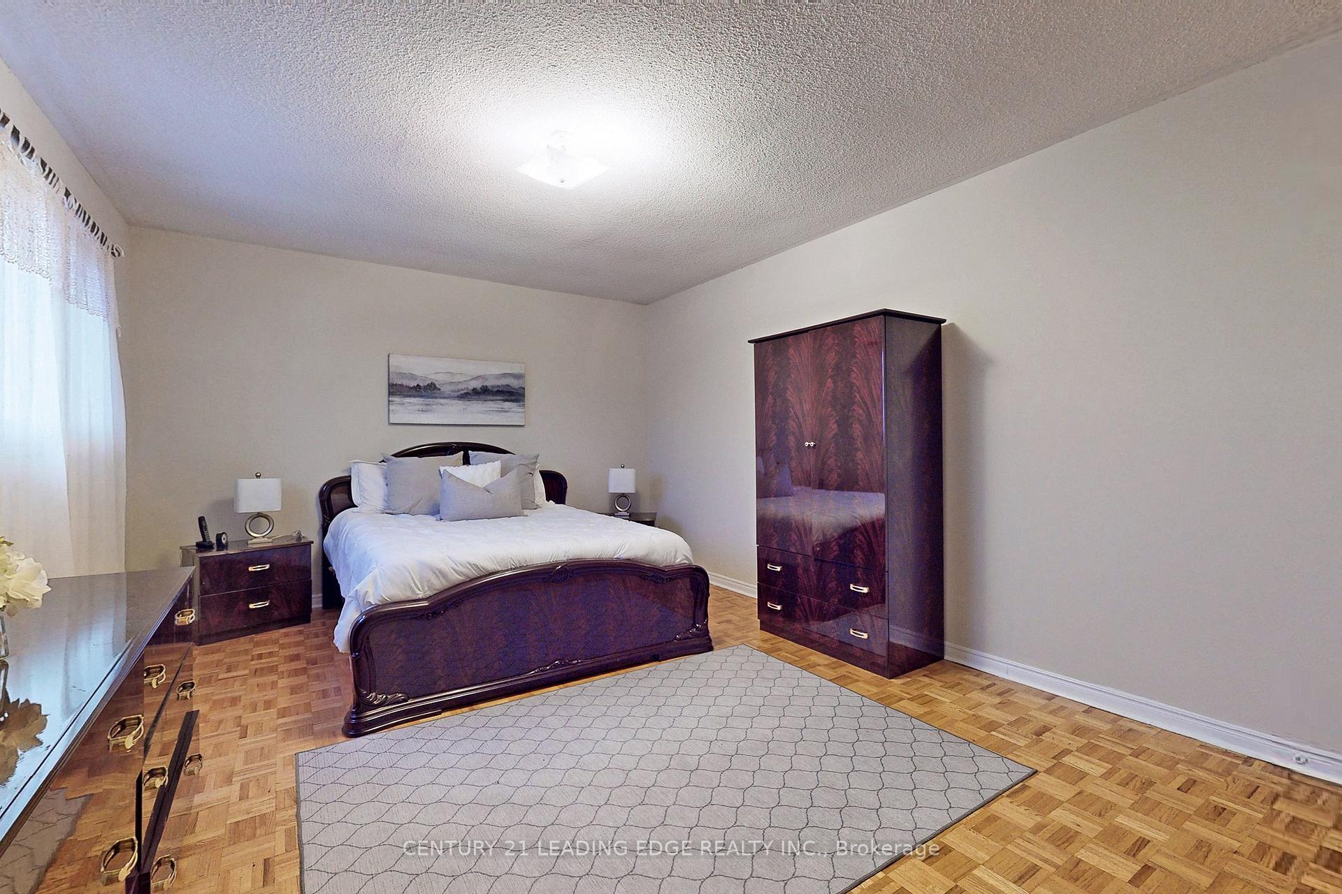Photo 22 of 120 Elson Street, Markham, Middlefield — HOMEH