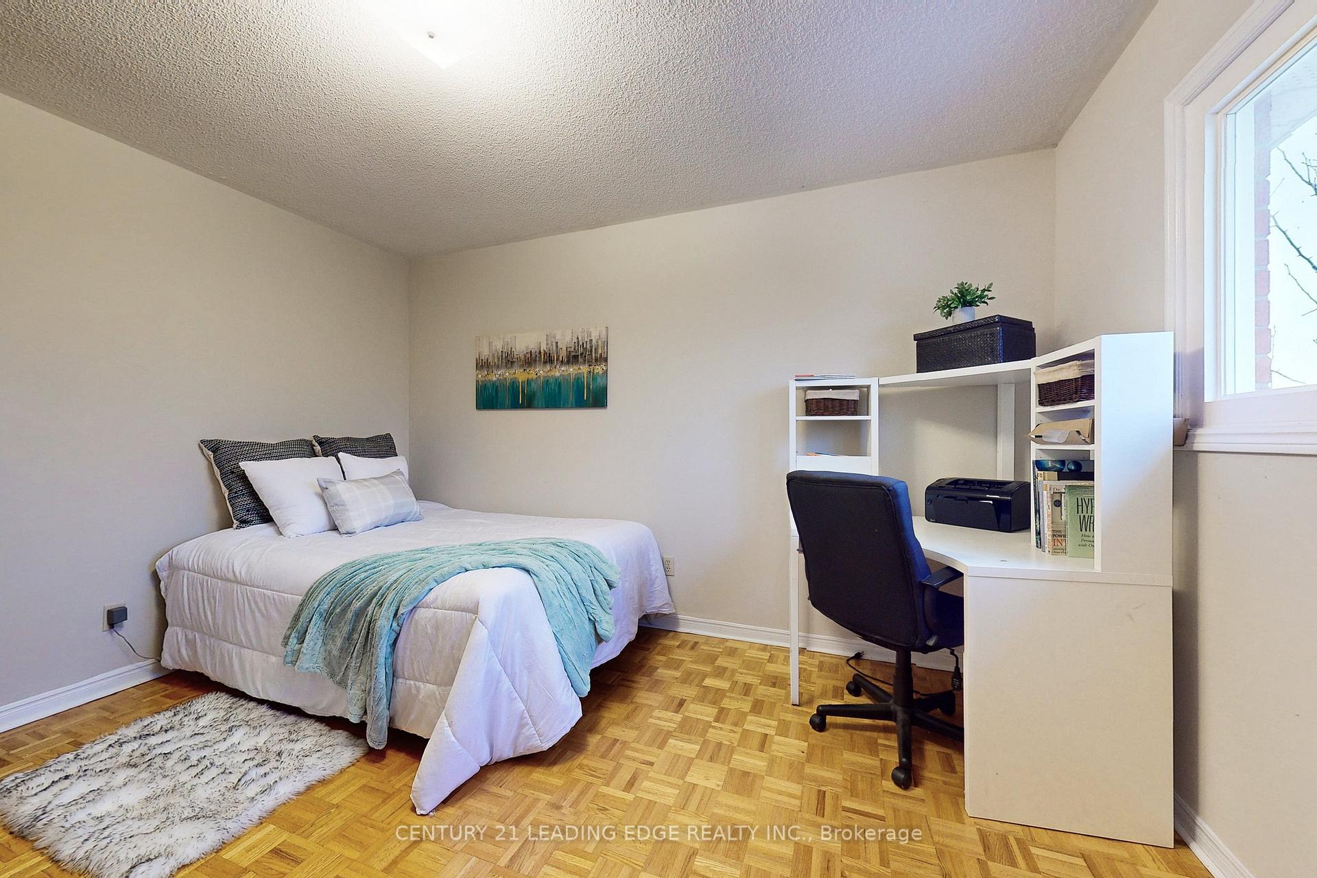 Photo 23 of 120 Elson Street, Markham, Middlefield — HOMEH