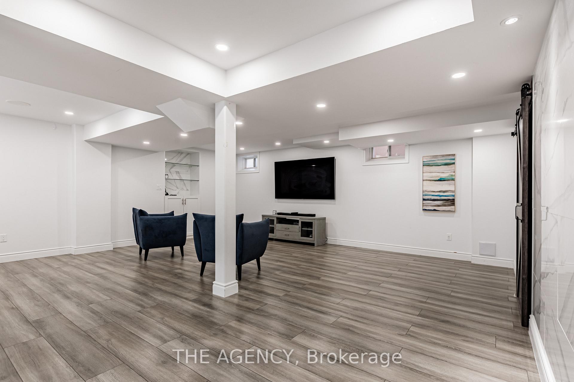 Photo 27 of 33 Ascalon Drive, Vaughan, Patterson — HOMEH