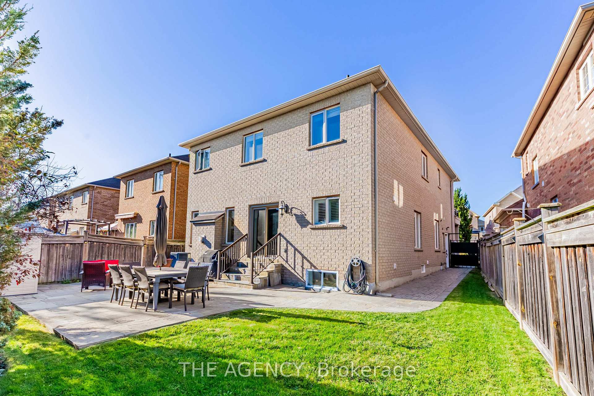 Photo 33 of 33 Ascalon Drive, Vaughan, Patterson — HOMEH