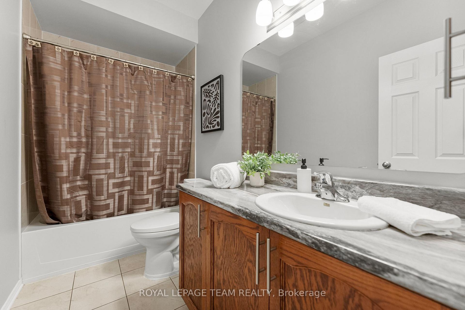 Photo 10 of 200 Edey Street, Arnprior — HOMEH