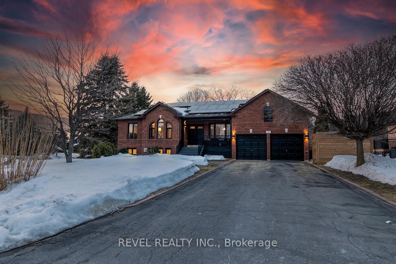 Front of 141 Wasaga Sands Drive E