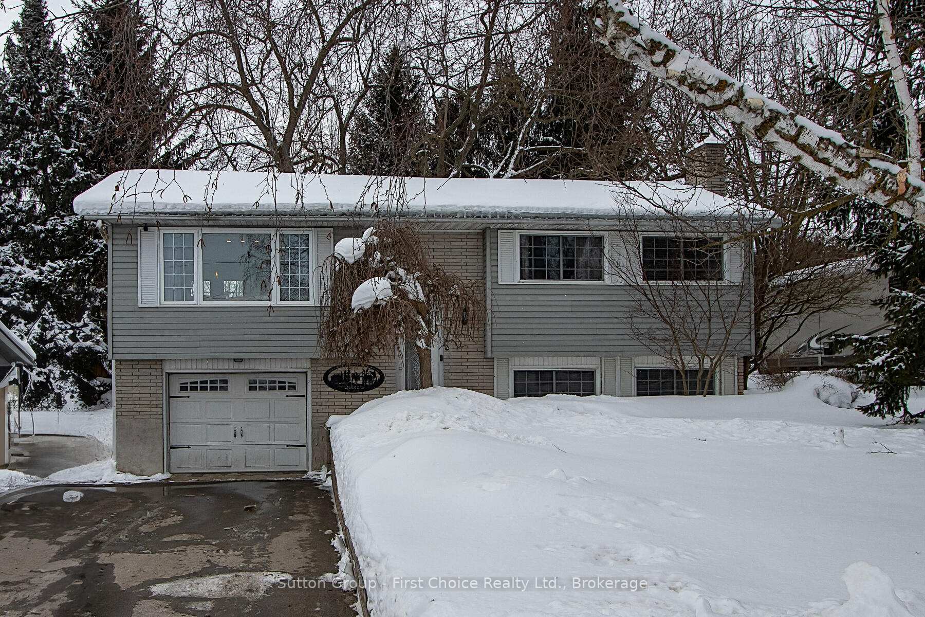Photo 1 of 6077 Frank Street, West Perth, Fullarton — HOMEH