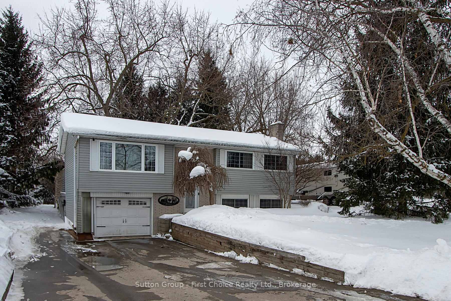 Photo 2 of 6077 Frank Street, West Perth, Fullarton — HOMEH