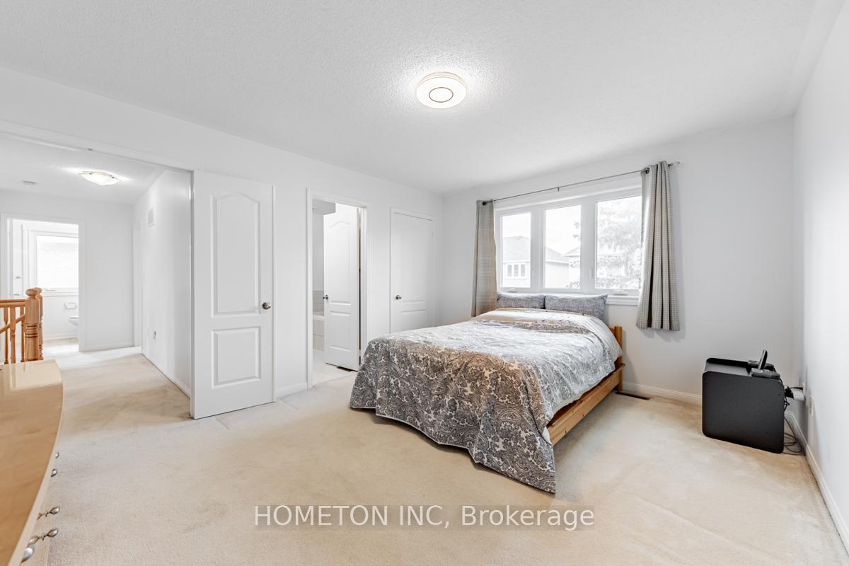 Photo 28 of 30 Sarum Crescent, Markham, Berczy — HOMEH