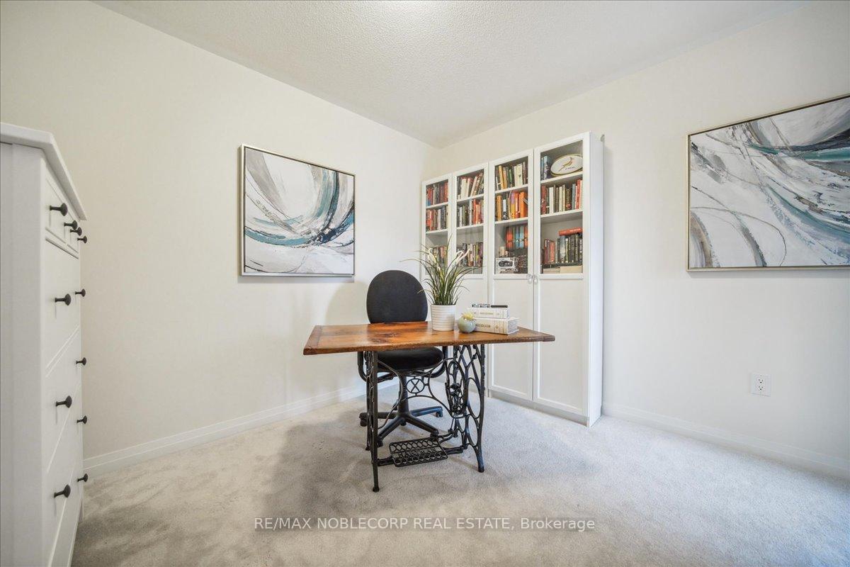 Photo 4 of 53 Carneros Way, Markham, Cedar Grove — HOMEH
