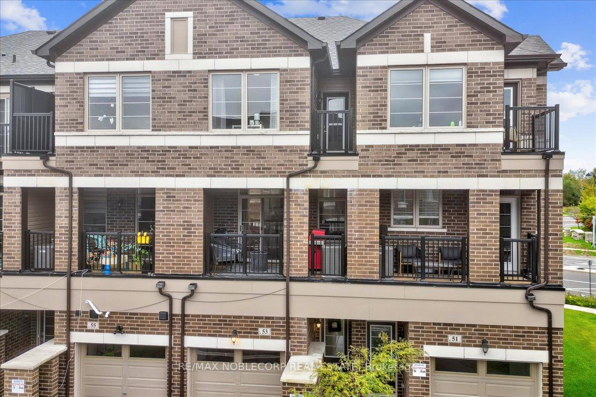 Photo 10 of 53 Carneros Way, Markham, Cedar Grove — HOMEH
