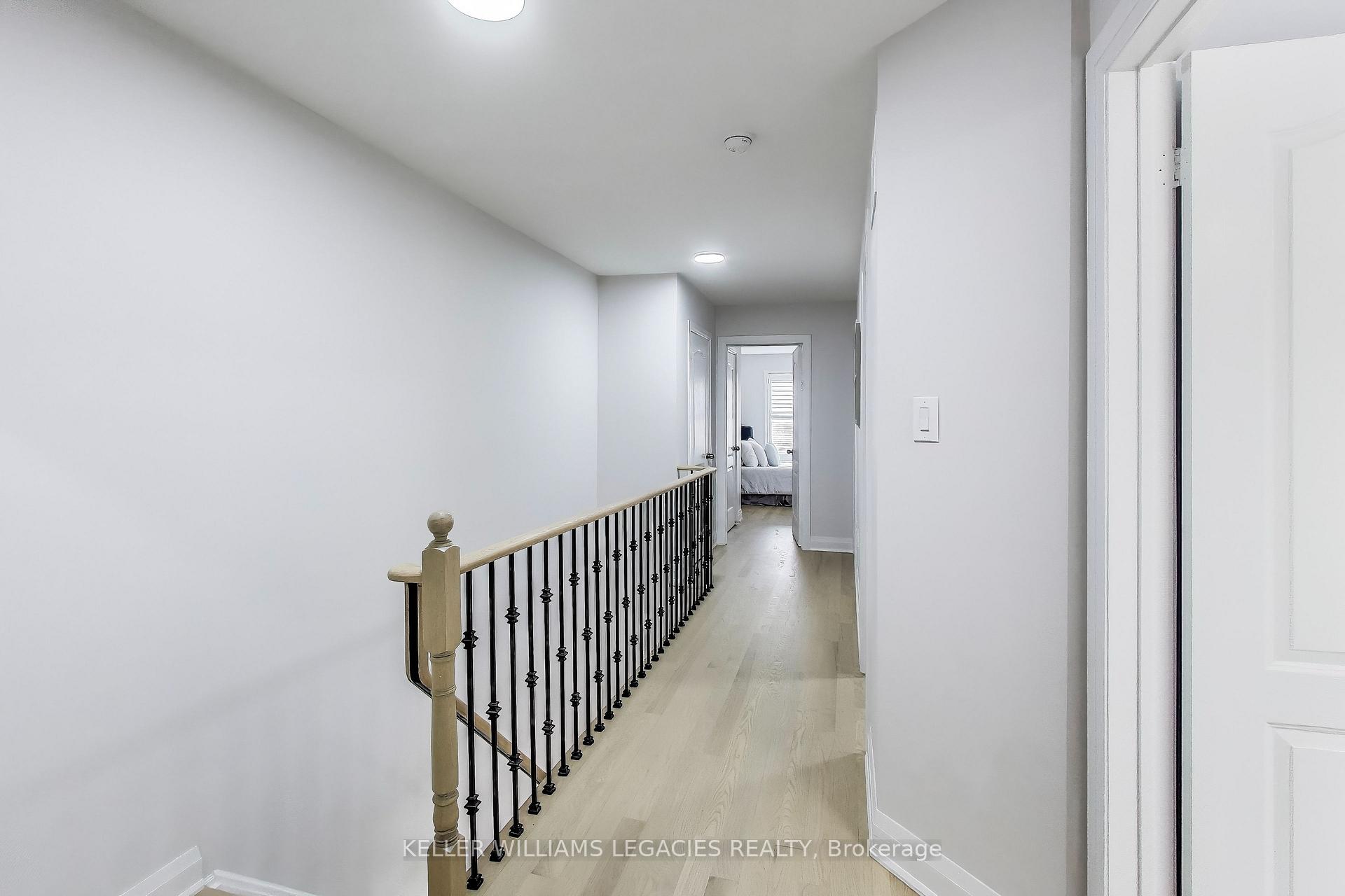 Photo 16 of 12 Tuscana Boulevard, Vaughan, Patterson — HOMEH