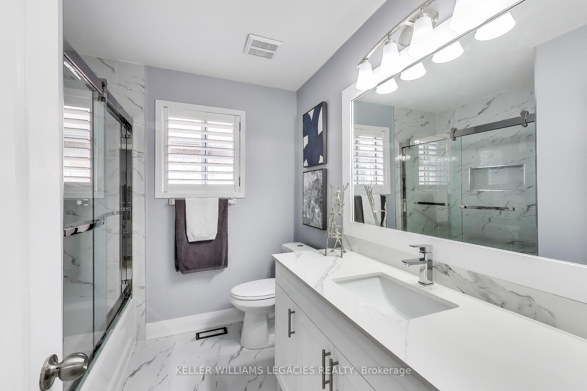 Photo 28 of 12 Tuscana Boulevard, Vaughan, Patterson — HOMEH