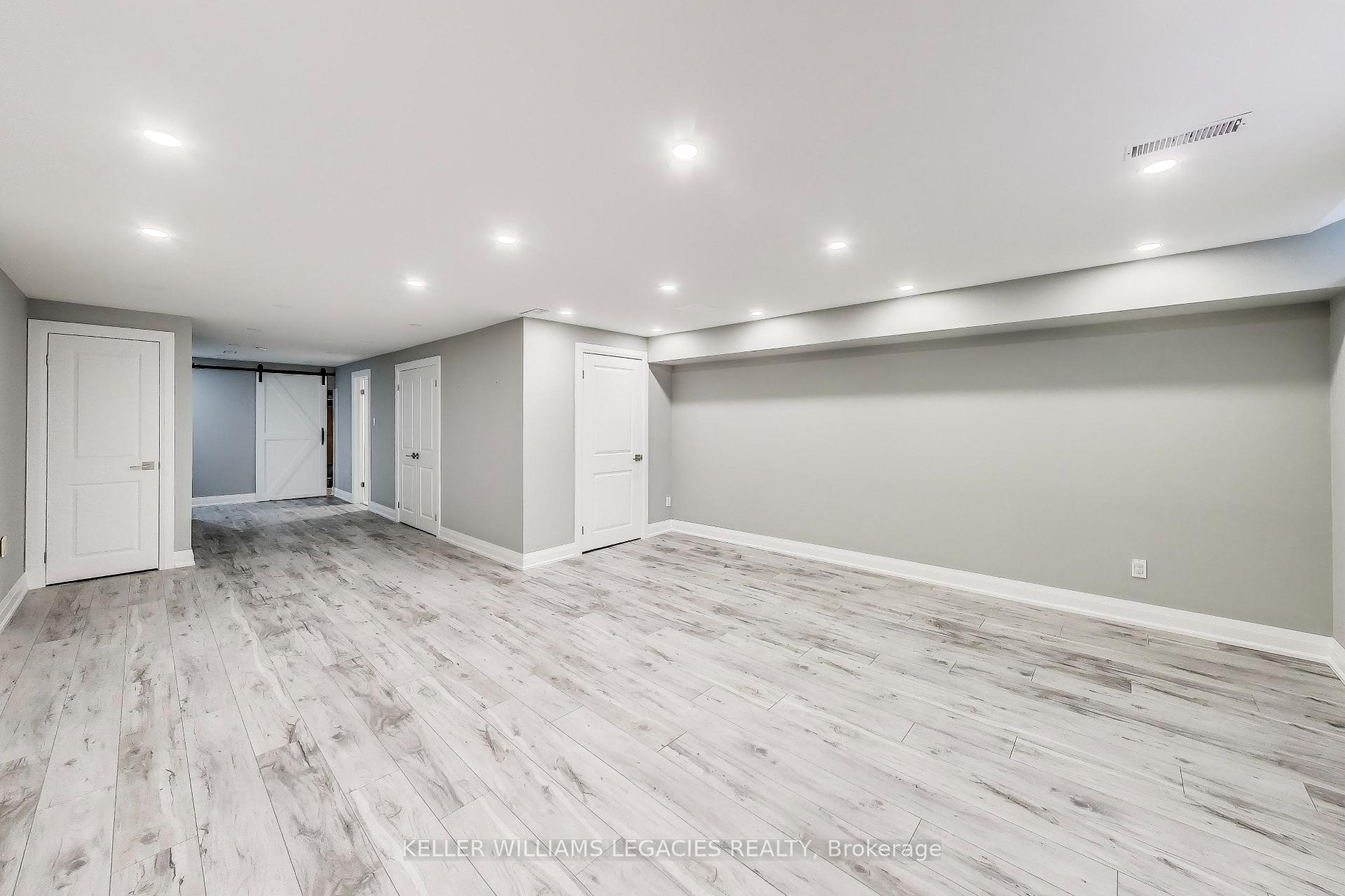 Photo 30 of 12 Tuscana Boulevard, Vaughan, Patterson — HOMEH