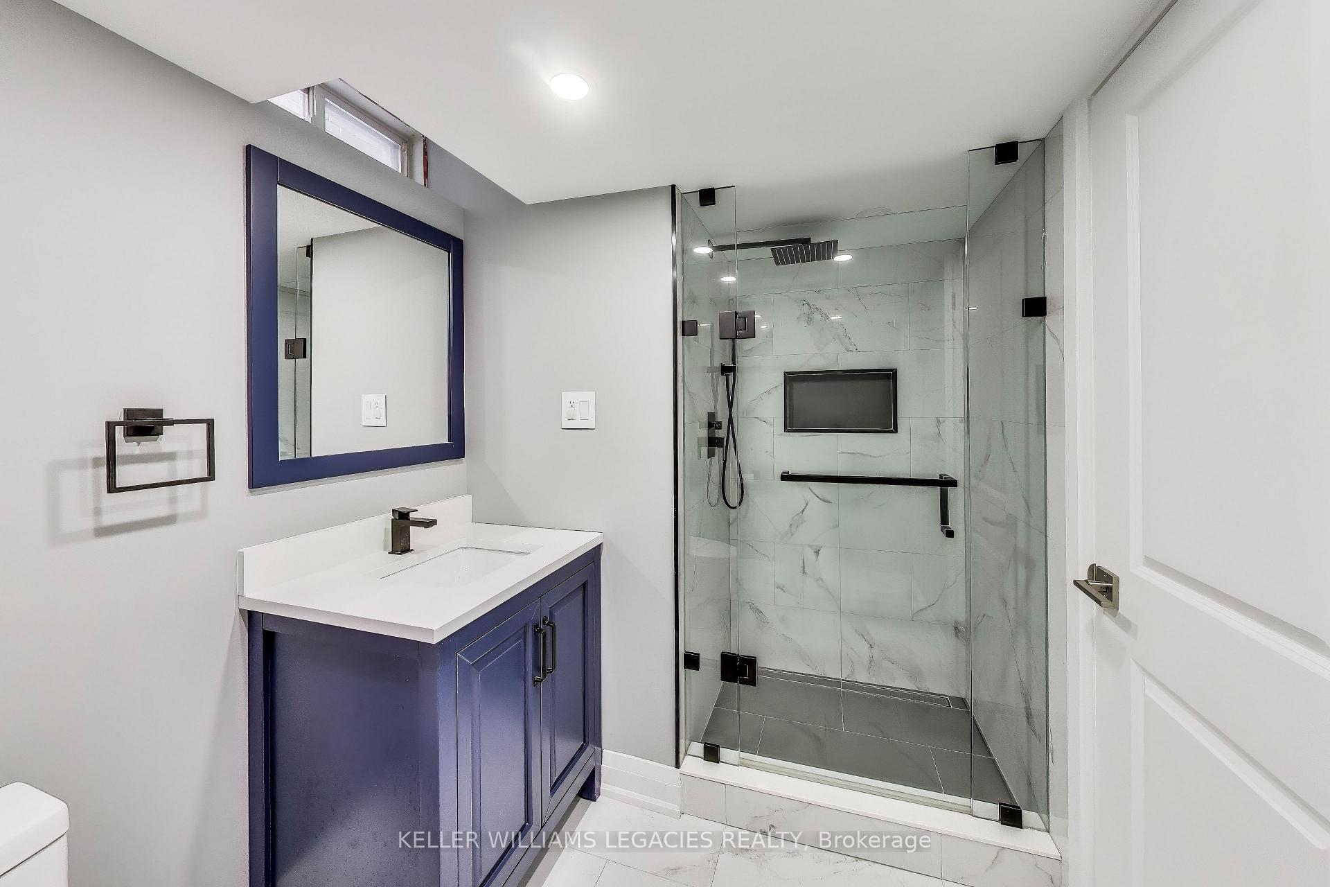 Photo 32 of 12 Tuscana Boulevard, Vaughan, Patterson — HOMEH