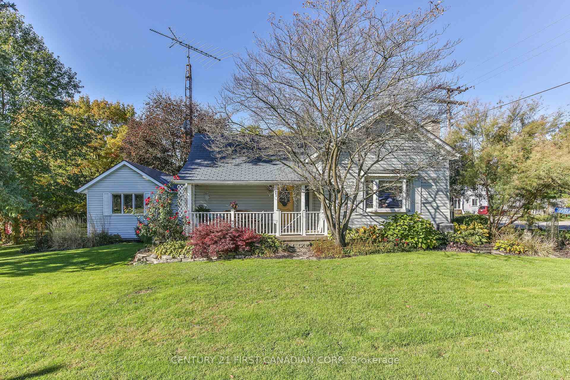 Front of 195927 19th Line
