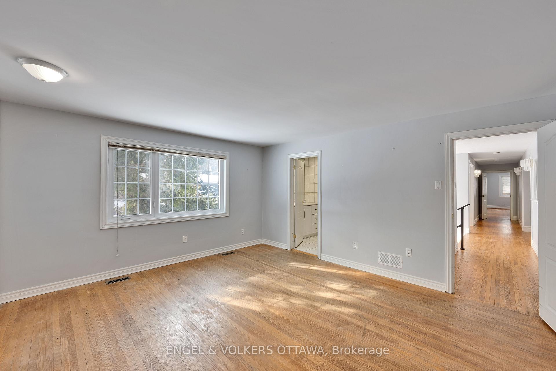 Photo 14 of 2044 Chalmers Road, Ottawa, Faircrest Heights — HOMEH