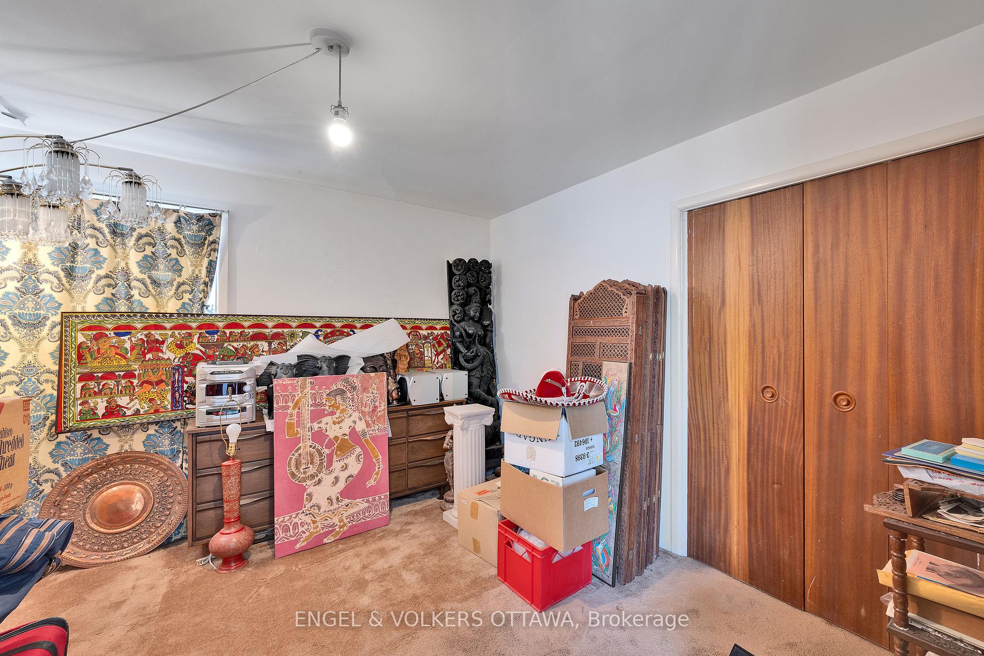 Photo 23 of 2044 Chalmers Road, Ottawa, Faircrest Heights — HOMEH