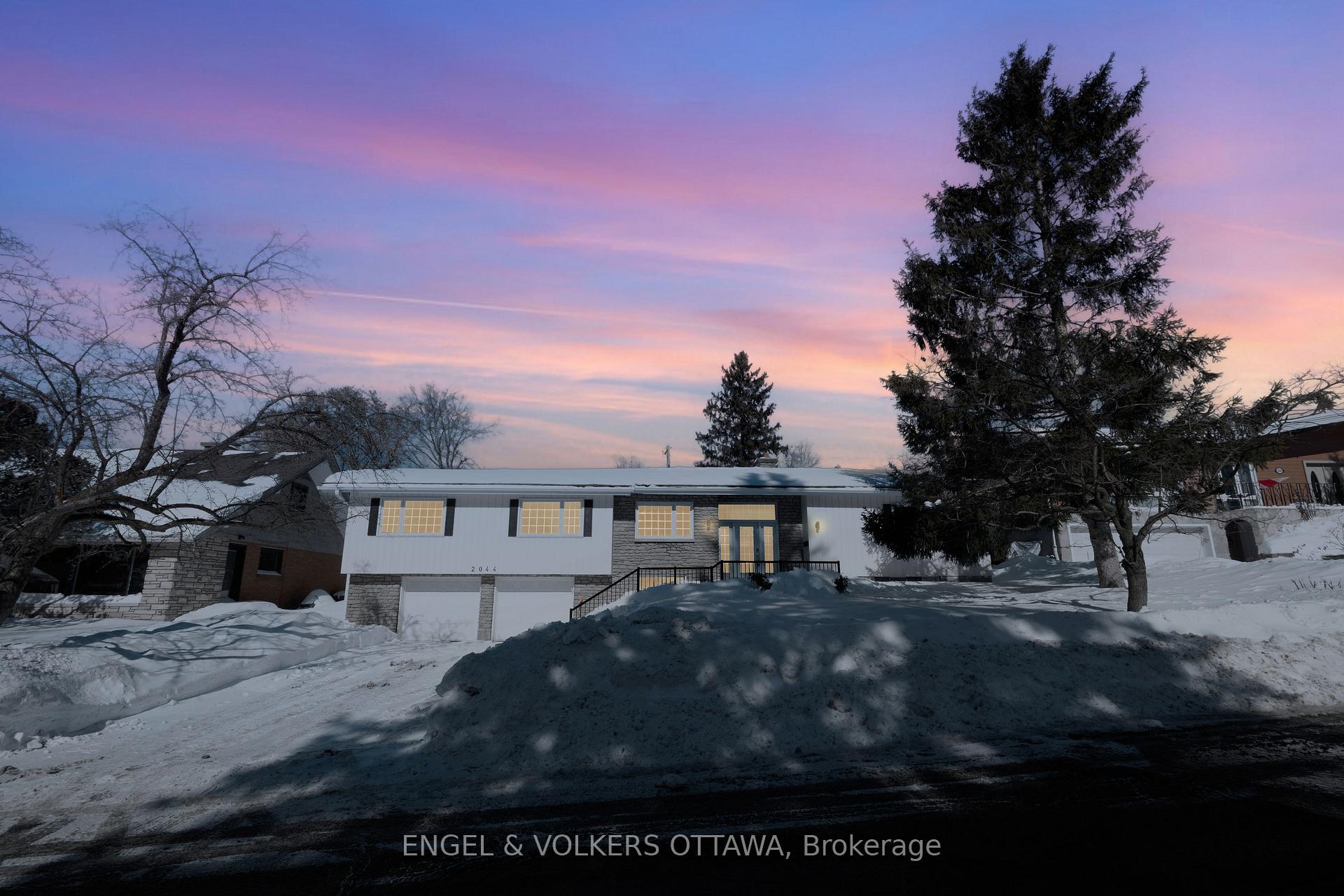 Photo 36 of 2044 Chalmers Road, Ottawa, Faircrest Heights — HOMEH