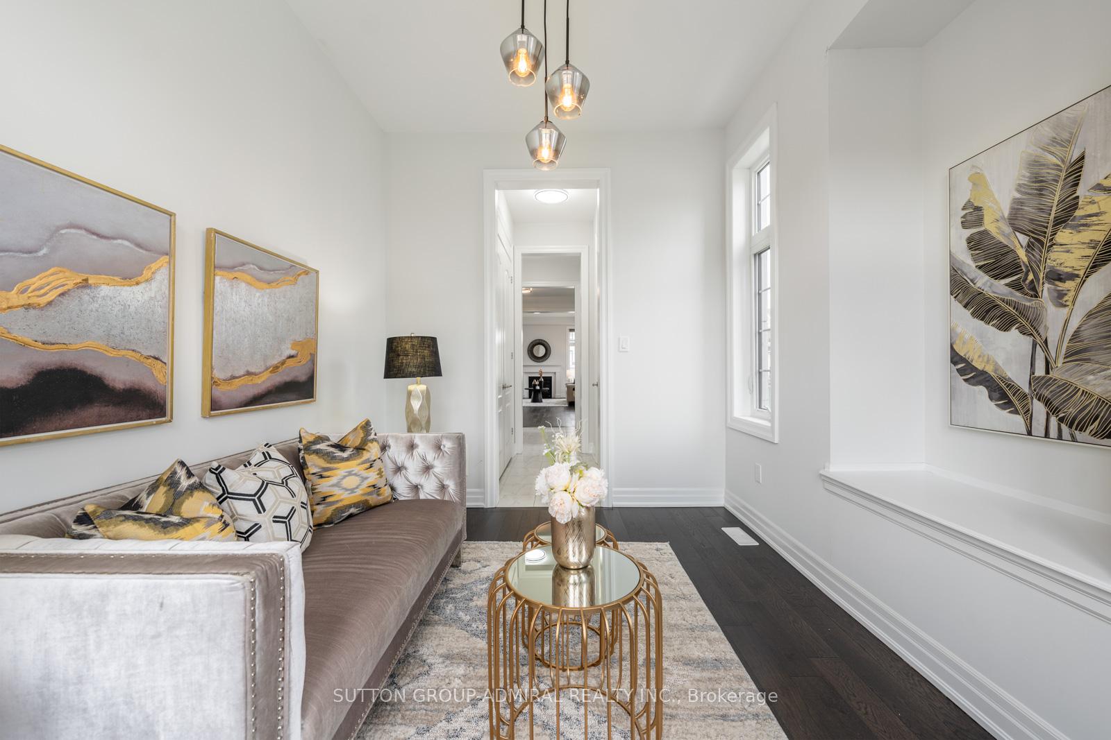 Photo 5 of 137 Faust Ridge, Vaughan, Kleinburg — HOMEH