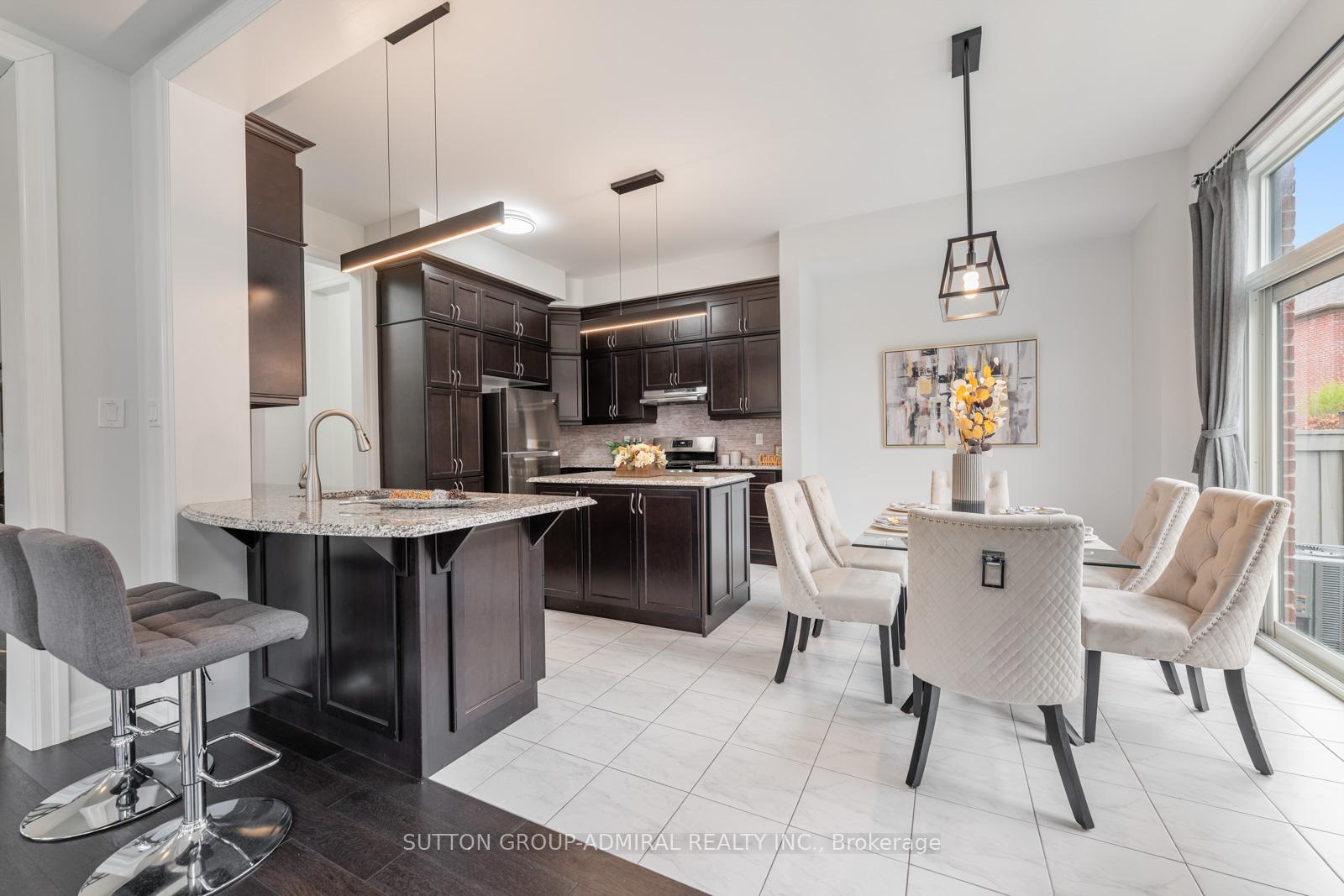 Photo 12 of 137 Faust Ridge, Vaughan, Kleinburg — HOMEH