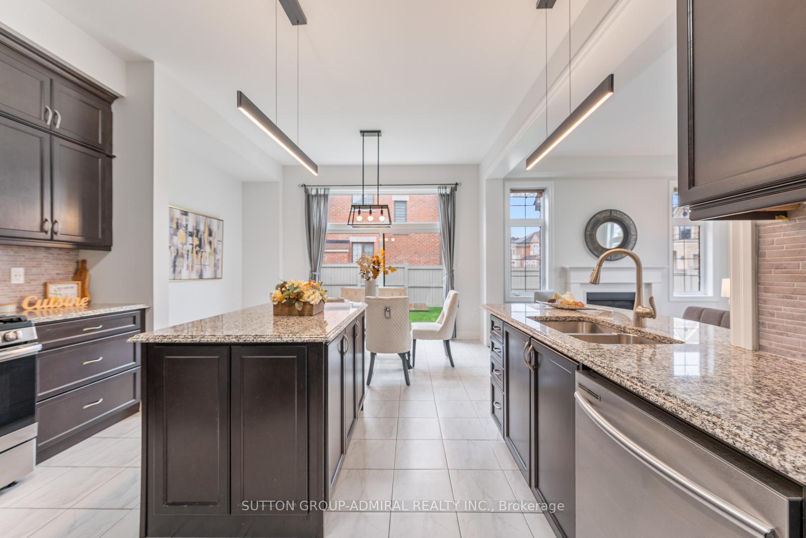 Photo 19 of 137 Faust Ridge, Vaughan, Kleinburg — HOMEH