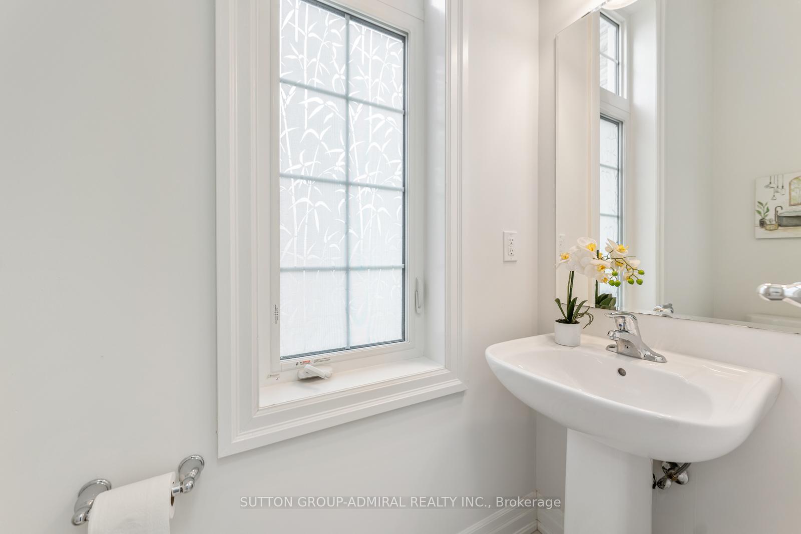 Photo 21 of 137 Faust Ridge, Vaughan, Kleinburg — HOMEH