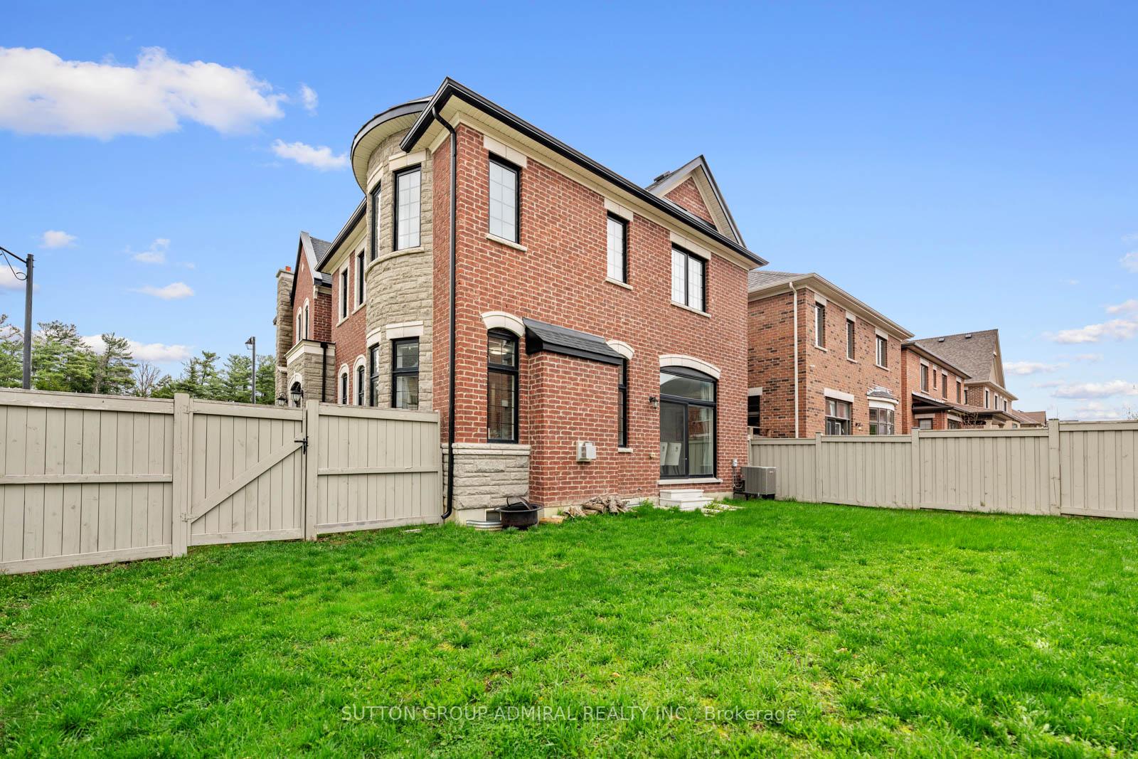 Photo 37 of 137 Faust Ridge, Vaughan, Kleinburg — HOMEH