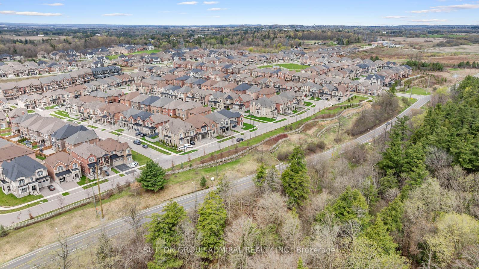 Photo 41 of 137 Faust Ridge, Vaughan, Kleinburg — HOMEH