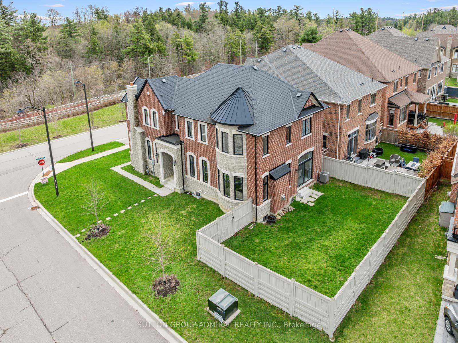 Photo 46 of 137 Faust Ridge, Vaughan, Kleinburg — HOMEH