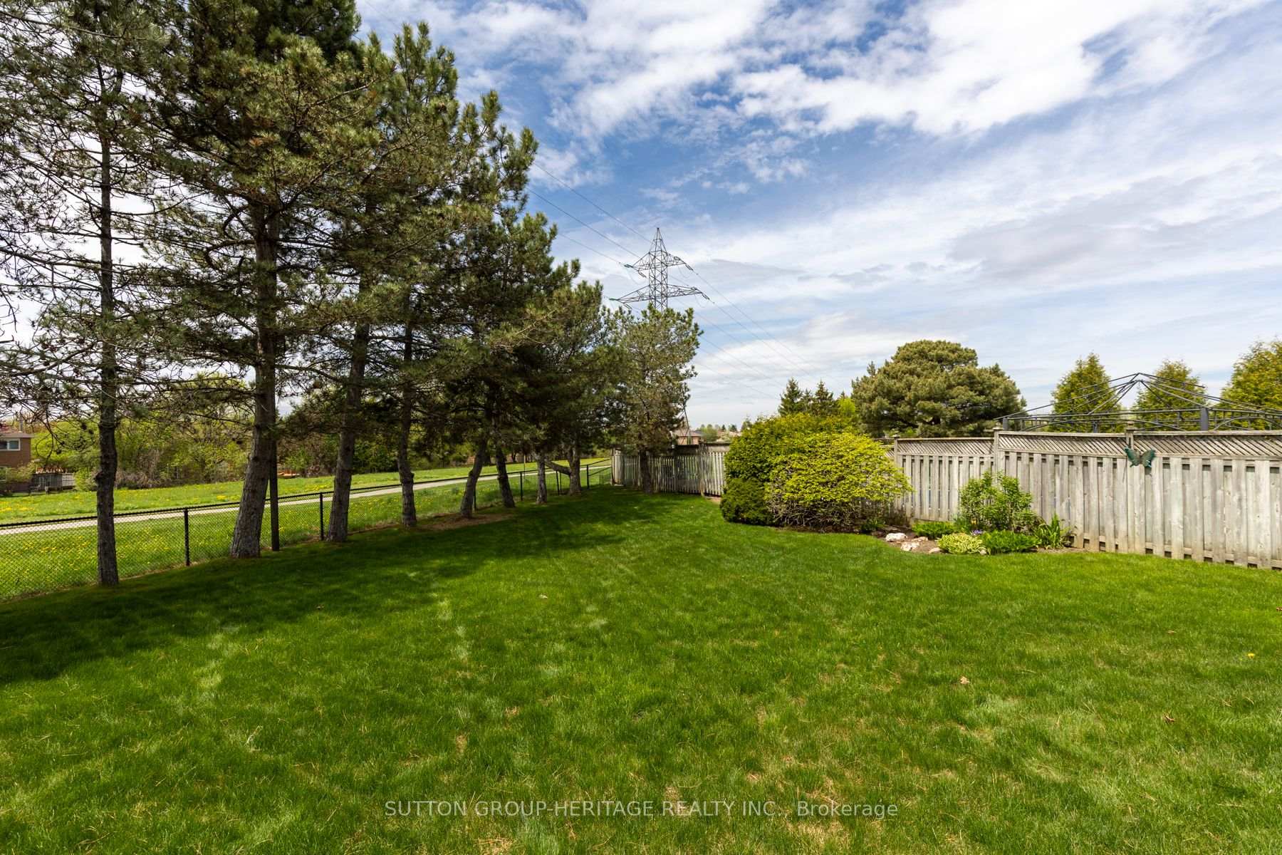 Photo 48 of 16 Winter Court, Whitby, Blue Grass Meadows — HOMEH