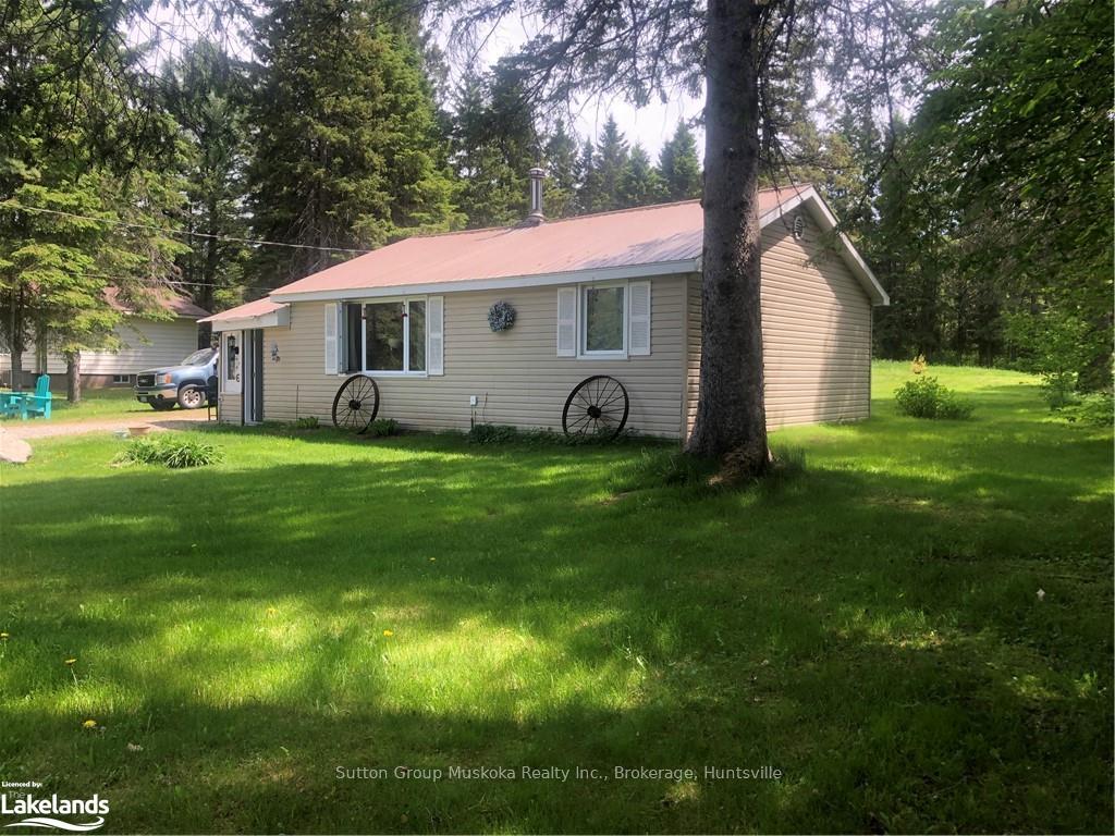 Photo 1 of 25 Doe Lake Road, Armour, Katrine — HOMEH