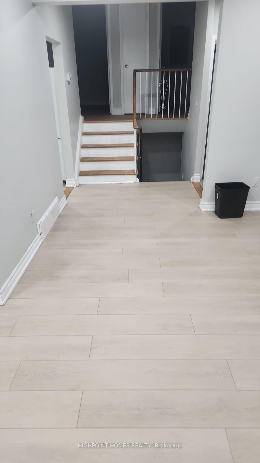 Photo 10 of 13 Sherwood Forest Drive, Markham, Bullock — HOMEH