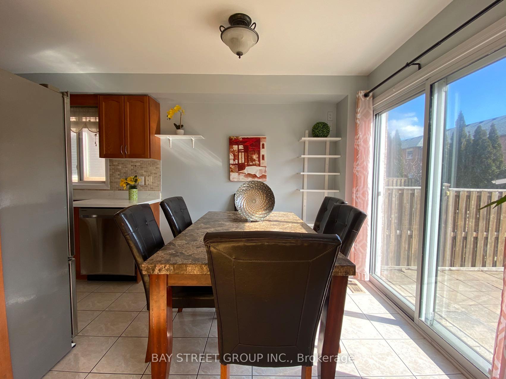 Photo 8 of 27 Neuchatel Avenue, Vaughan, Vellore Village — HOMEH