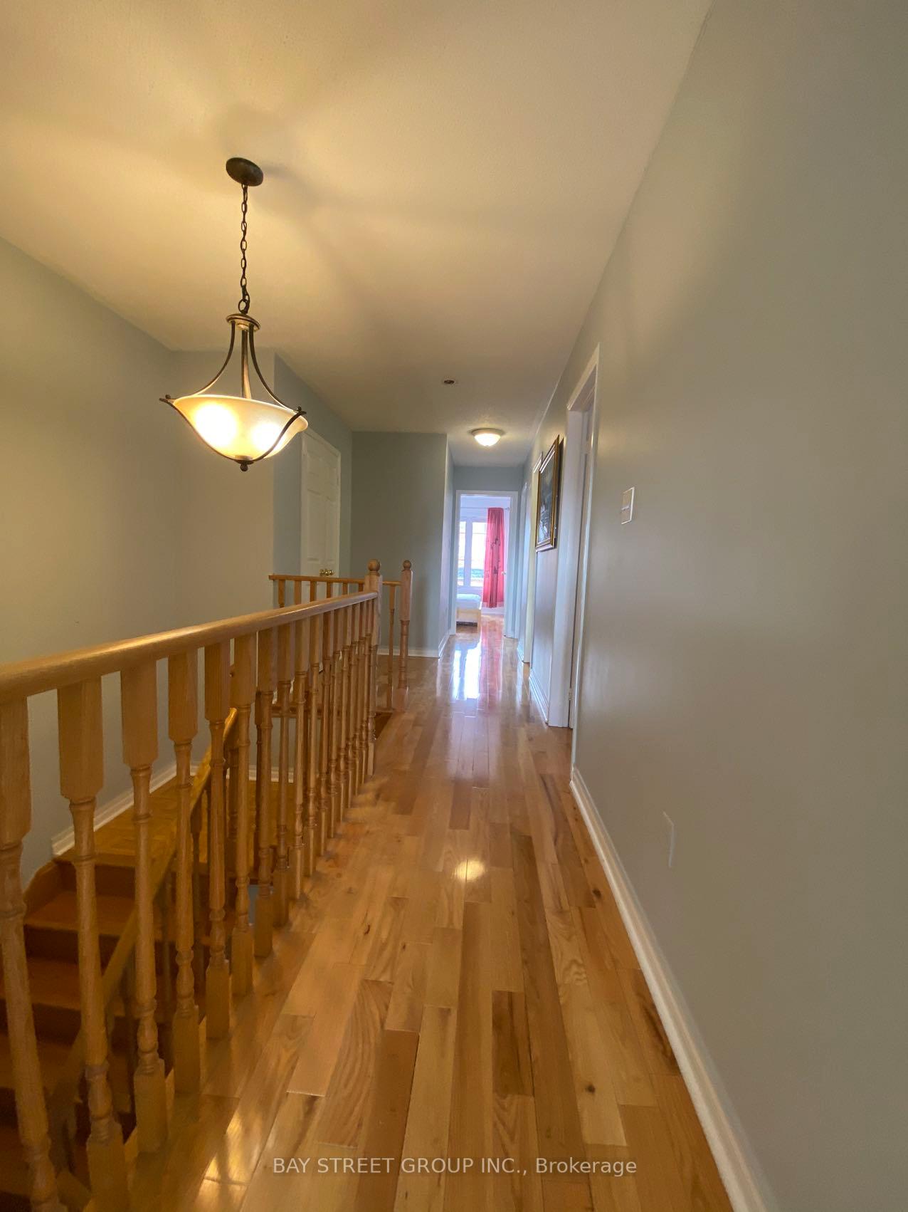Photo 15 of 27 Neuchatel Avenue, Vaughan, Vellore Village — HOMEH