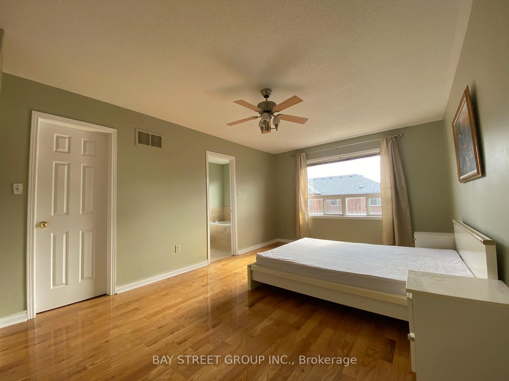 Photo 17 of 27 Neuchatel Avenue, Vaughan, Vellore Village — HOMEH
