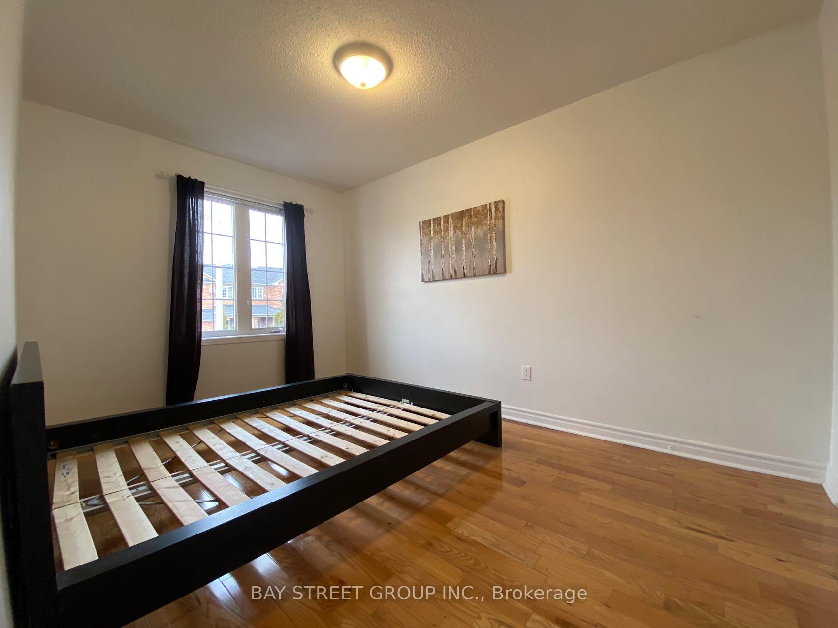 Photo 23 of 27 Neuchatel Avenue, Vaughan, Vellore Village — HOMEH