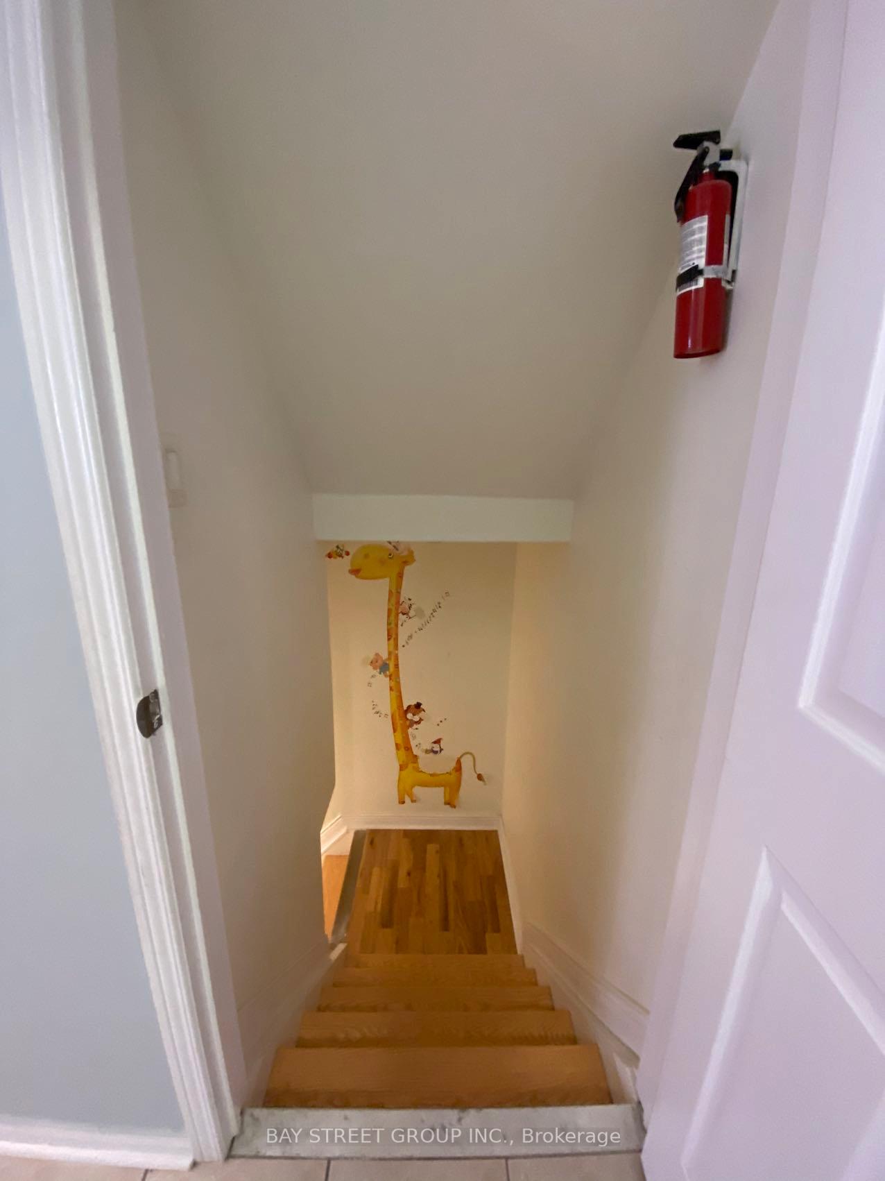 Photo 29 of 27 Neuchatel Avenue, Vaughan, Vellore Village — HOMEH
