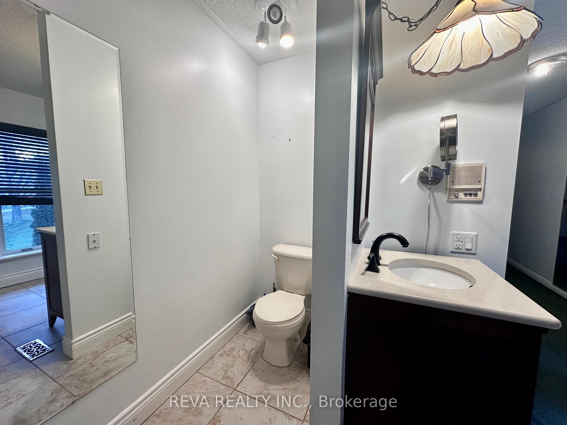 Photo 16 of 5 Sherbourne Street N, Bancroft, Bancroft Ward — HOMEH