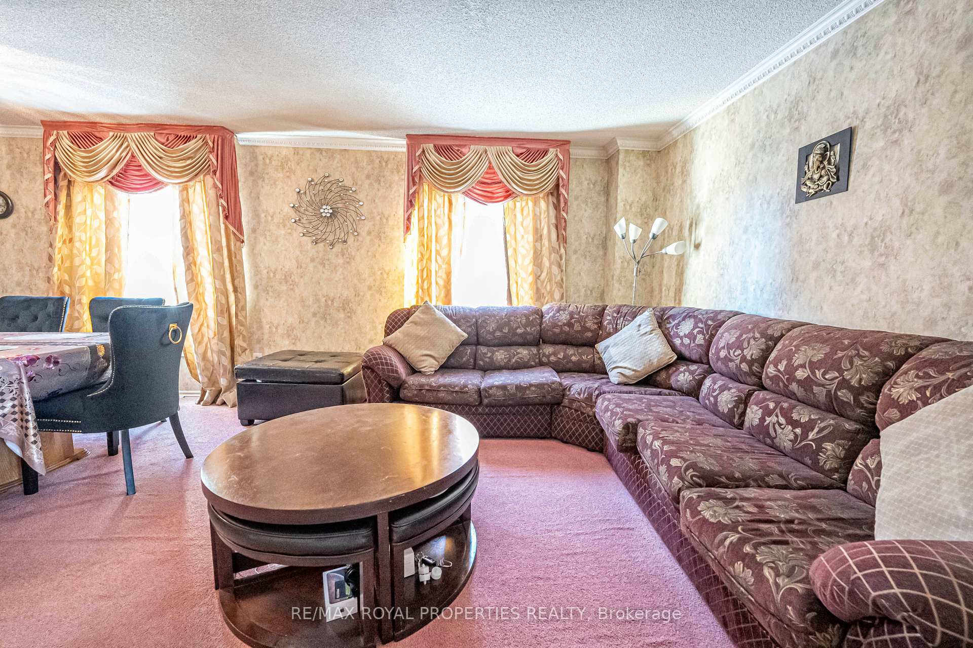 Photo 6 of 49 Page Crescent, Markham, Milliken Mills East — HOMEH
