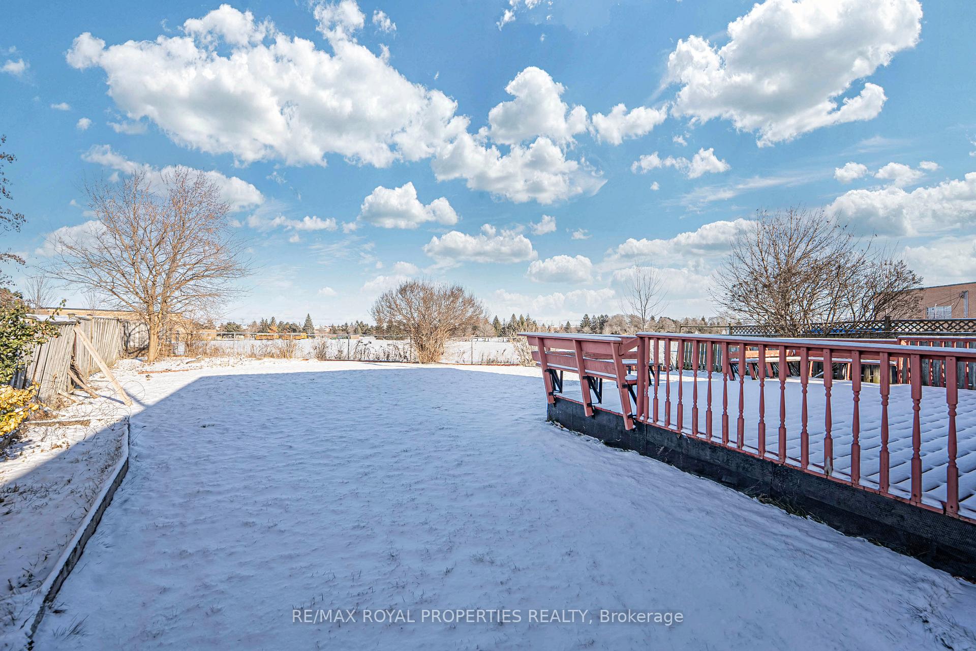 Photo 35 of 49 Page Crescent, Markham, Milliken Mills East — HOMEH