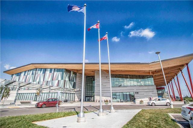 Photo 39 of 49 Page Crescent, Markham, Milliken Mills East — HOMEH