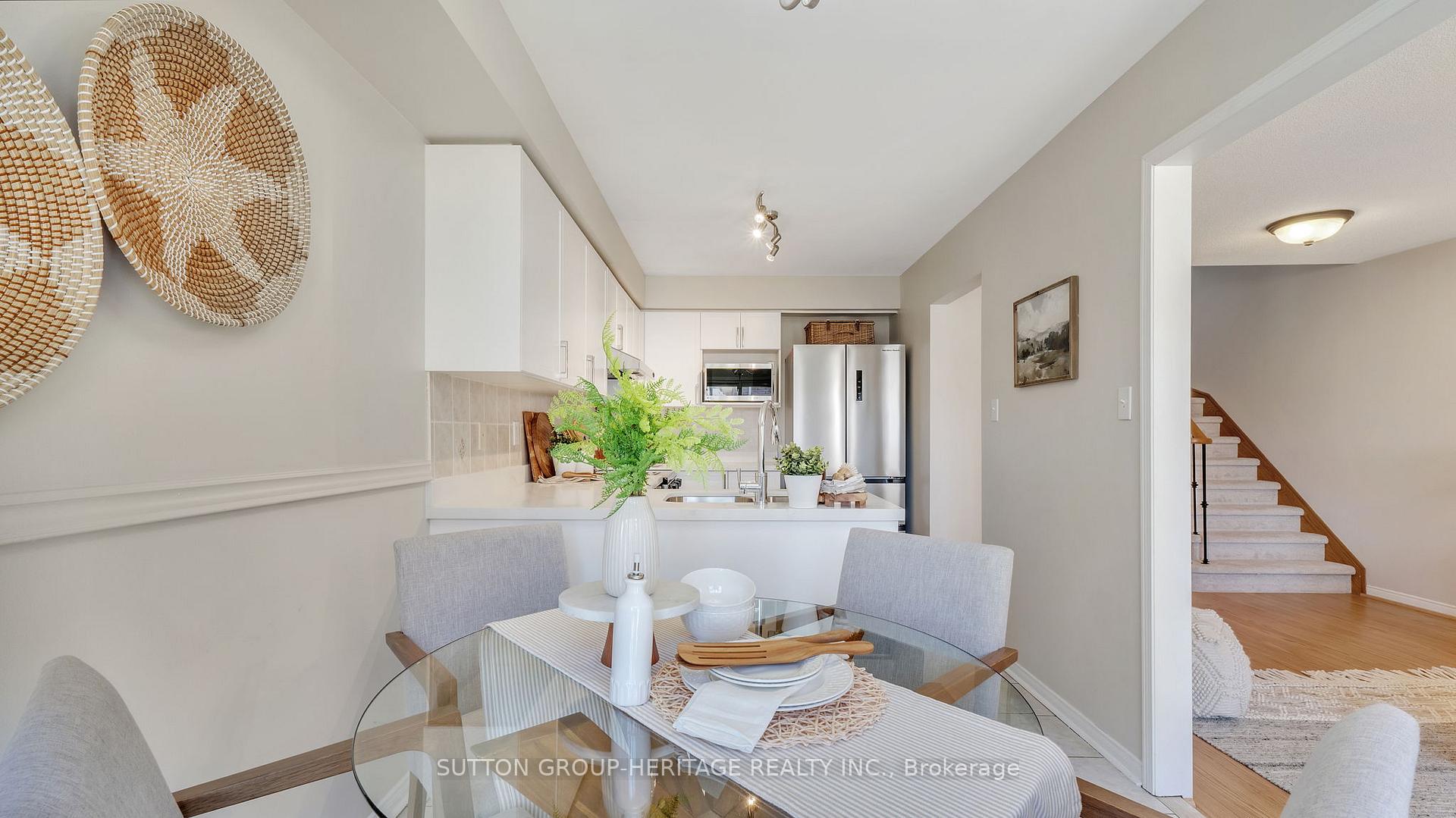 Photo 11 of 42 Odessa Crescent, Whitby, Rolling Acres — HOMEH